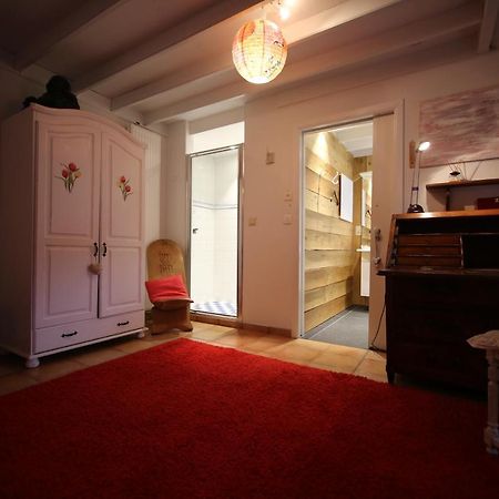Barsy 34 Hotel Havelange Bagian luar foto