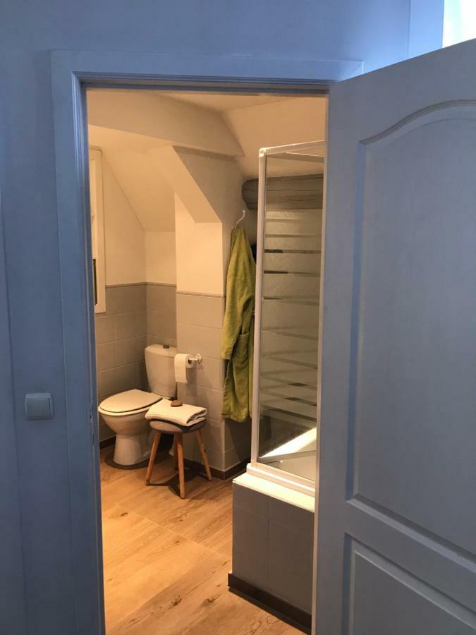 Barsy 34 Hotel Havelange Bagian luar foto